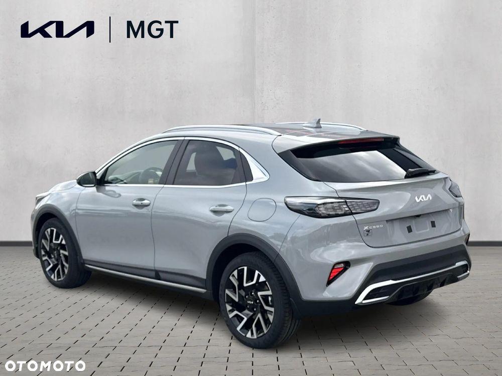 Kia XCeed 1.6 T-GDI Tribute DCT - 3