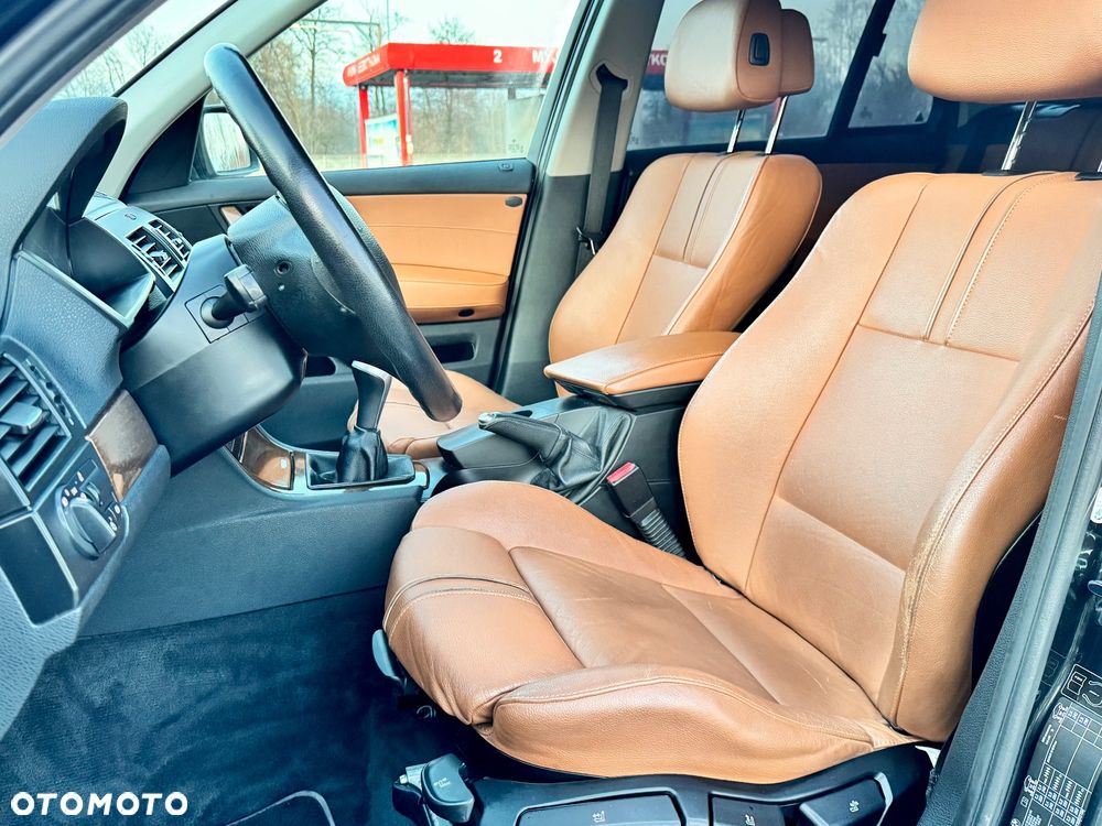 BMW X3 xDrive20i Limited Sport Edition - 24