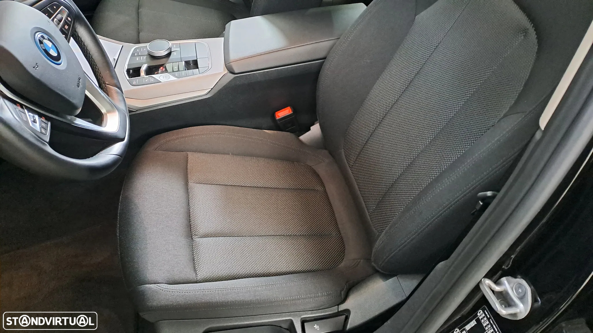 BMW 320 e Touring Auto - 24