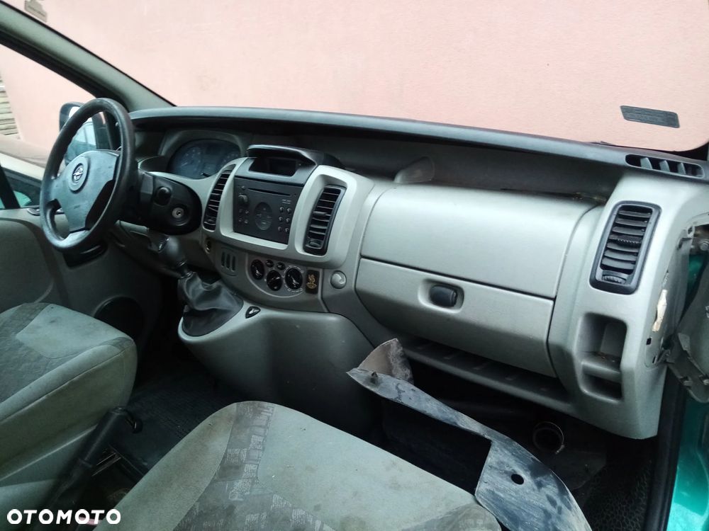 OPEL VIVARO I 01- 05 1.9 CDTI - RADIO RADIOODTWARZACZ - 23