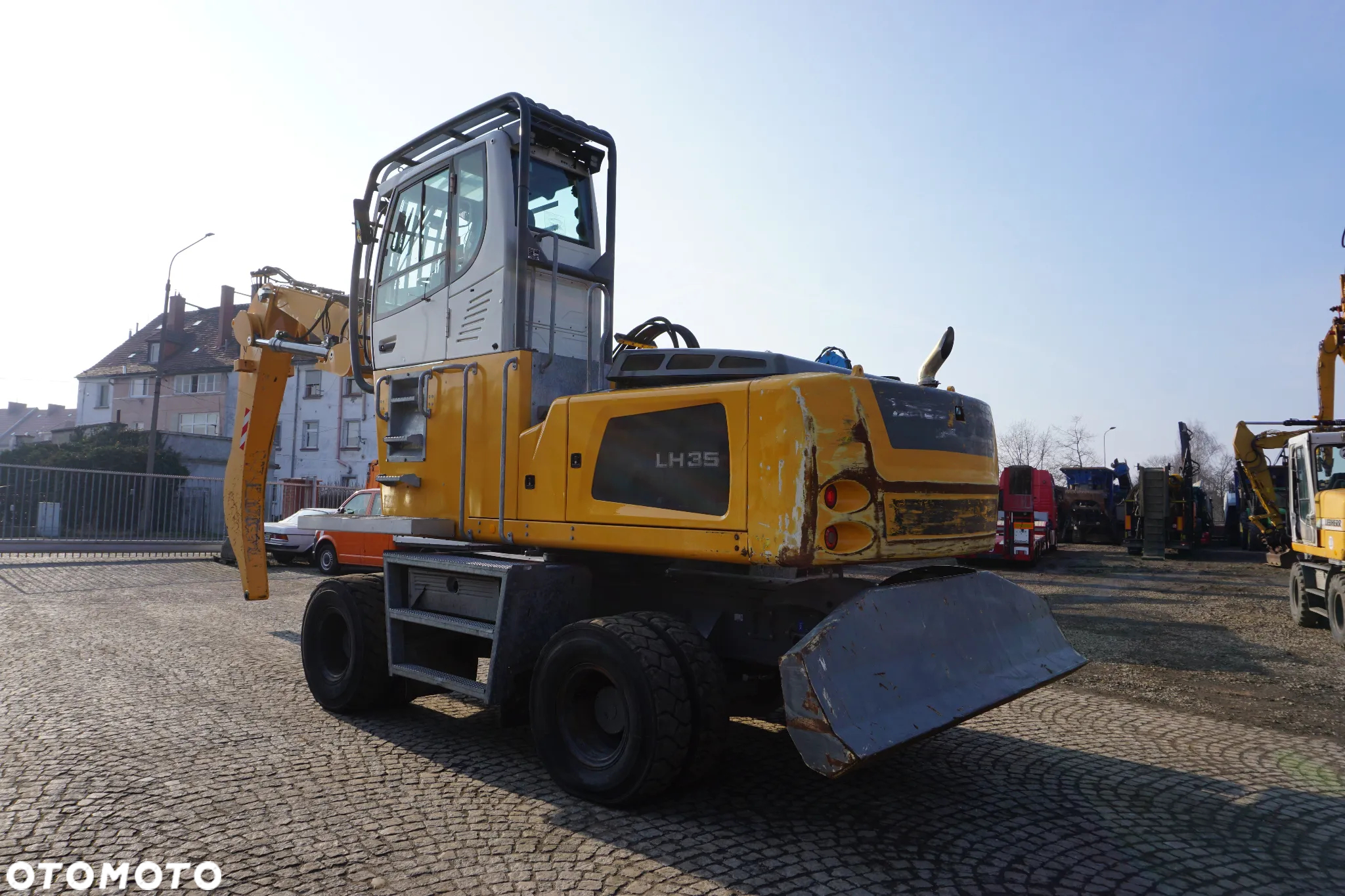 Liebherr LH 35 - 4