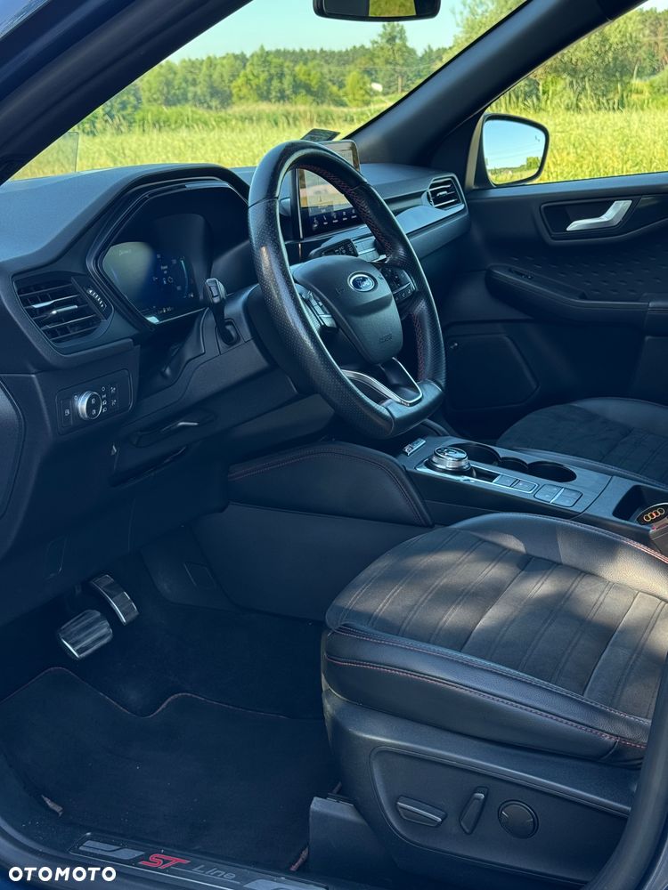 Ford Kuga 2.5P PHEV FWD ST-Line X - 22