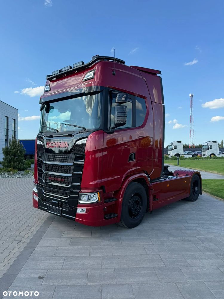 Scania S 500  2025.10 PODUSZKA PRZOD - 1