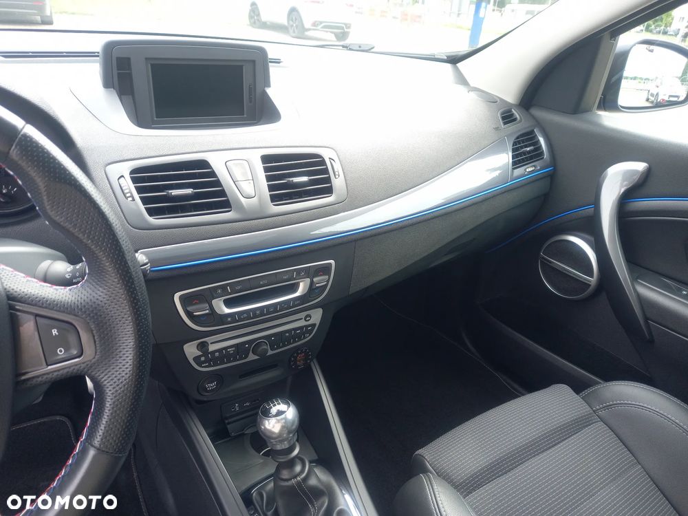 Renault Megane TCe 180 GT - 14