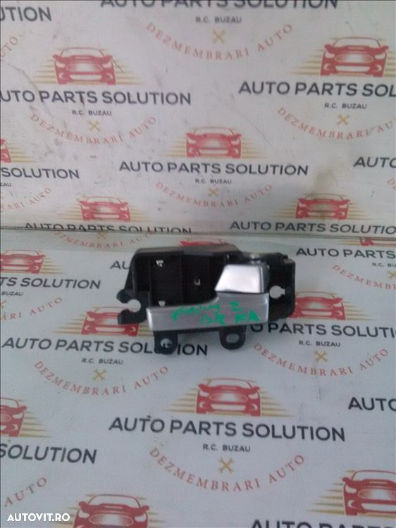 maner usa interior dreapta fata ford focus 2 an fabr.2006 - 1