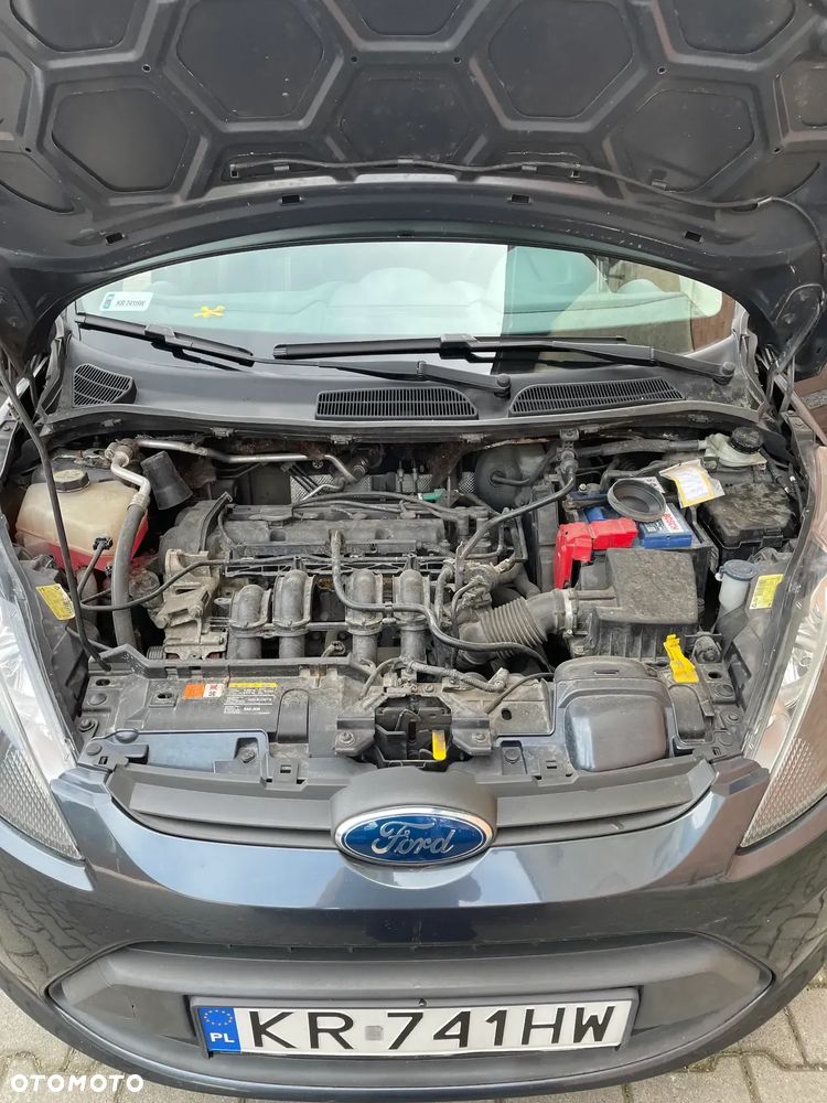 Ford Fiesta - 8