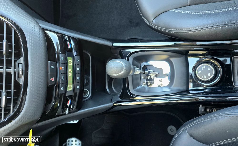 Peugeot 2008 PureTech 110 Stop&Start EAT6 Crossway - 13