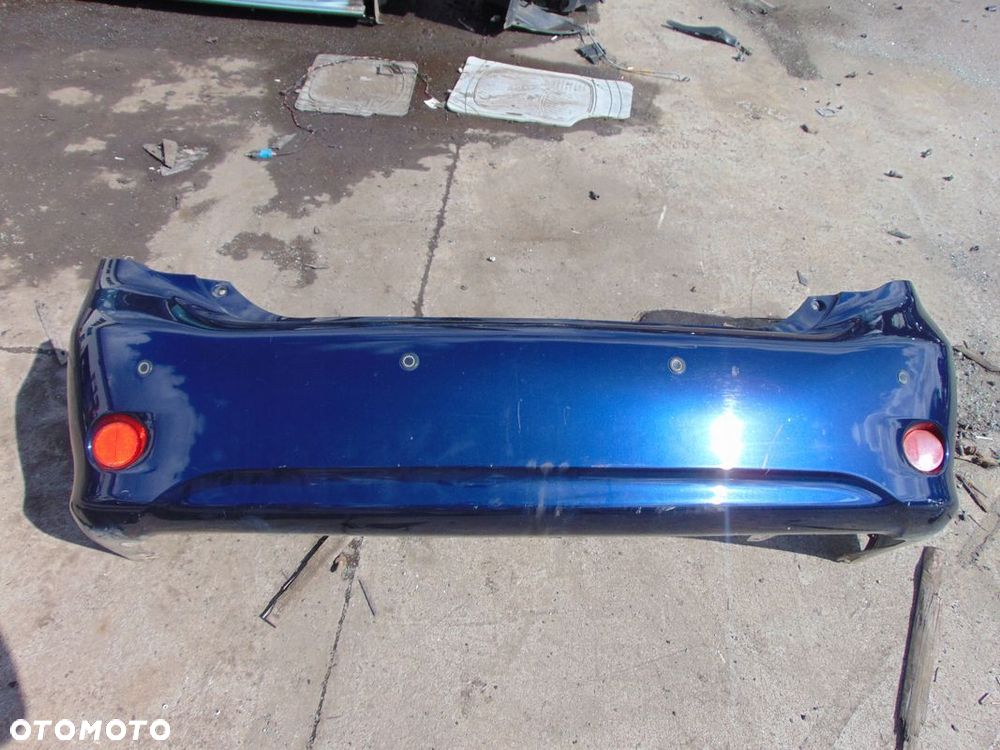 ZDERZAK TYŁ TYLNI TYLNY TOYOTA COROLLA E15 SEDAN - 1