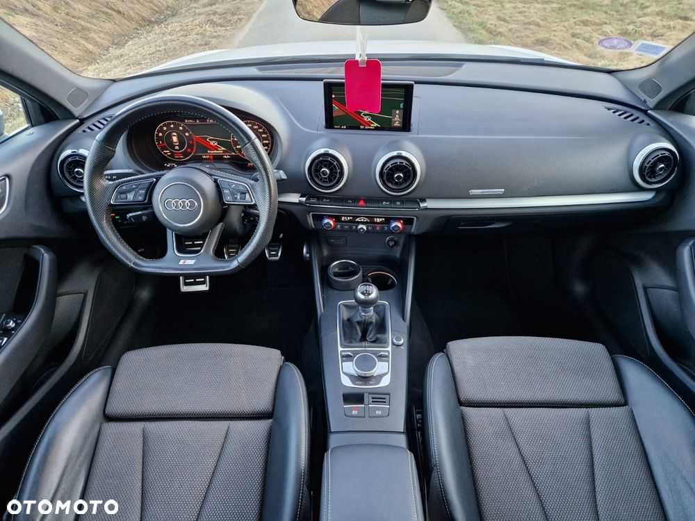Audi A3 Sportback - 16