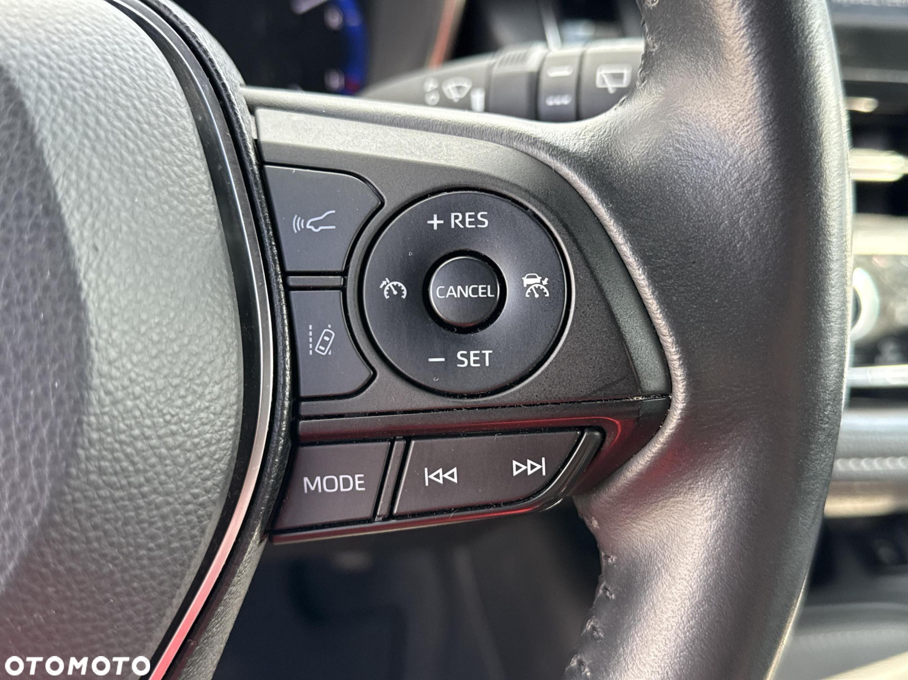 Toyota Corolla 1.8 Hybrid Trek - 10