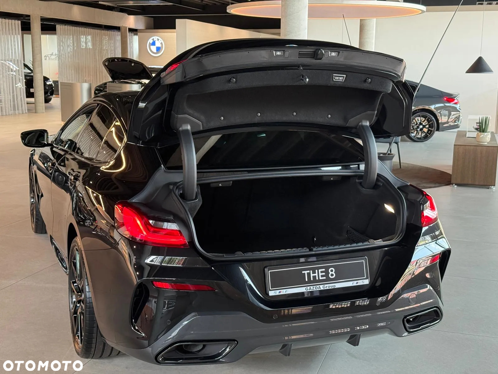 BMW Seria 8 840d xDrive mHEV - 11