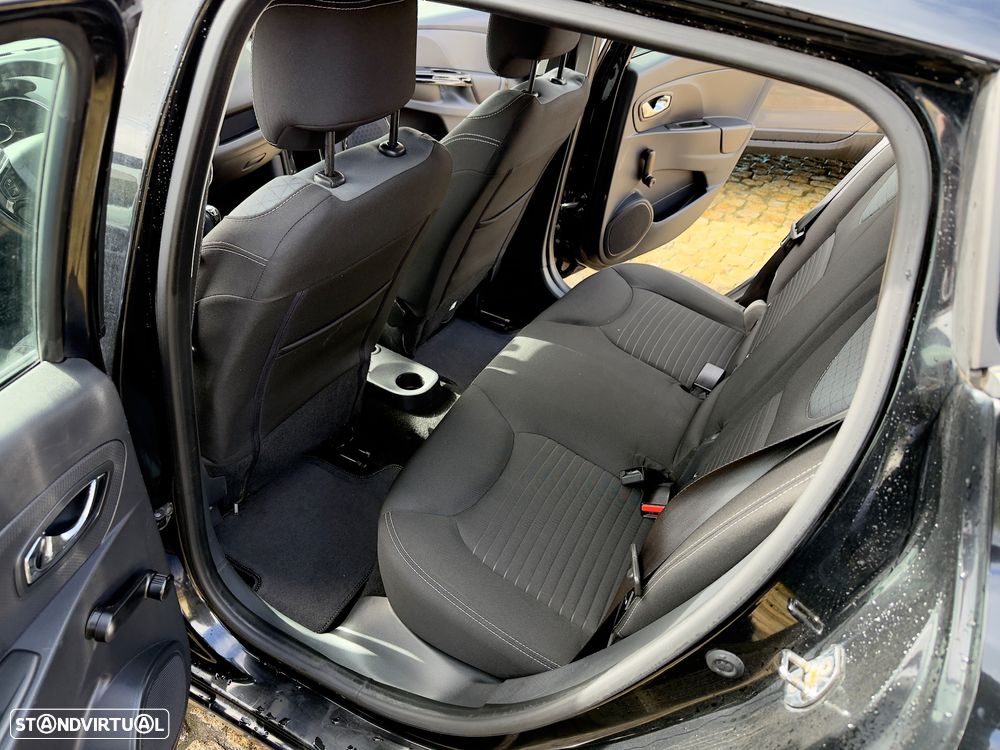 Renault Clio 1.5 dCi Dynamique S EDC - 49