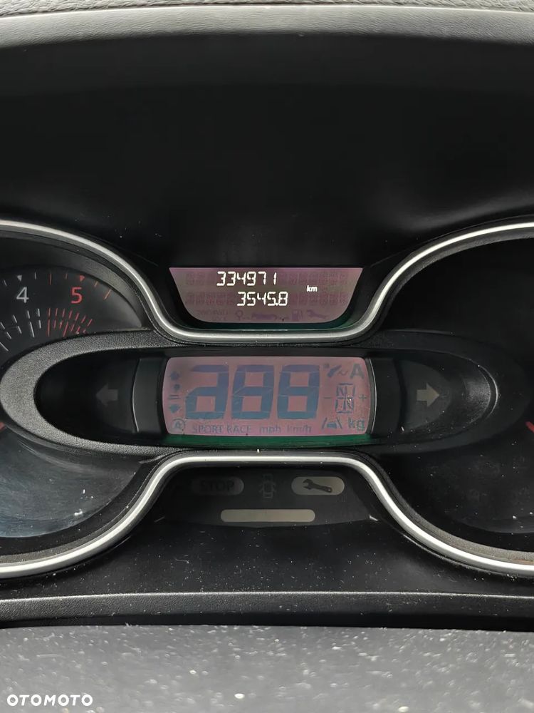 Renault Trafic - 2