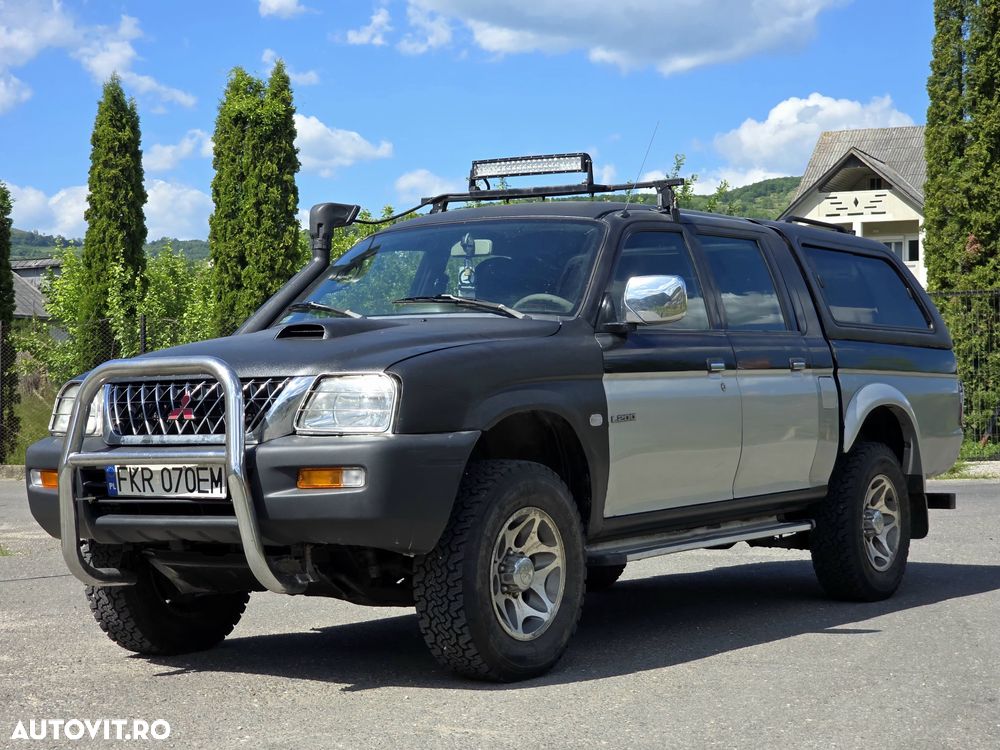 MITSUBISHI L200