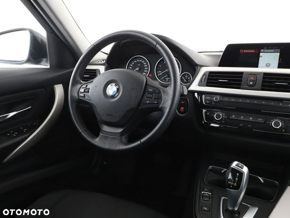 BMW Seria 3 318d Advantage - 17