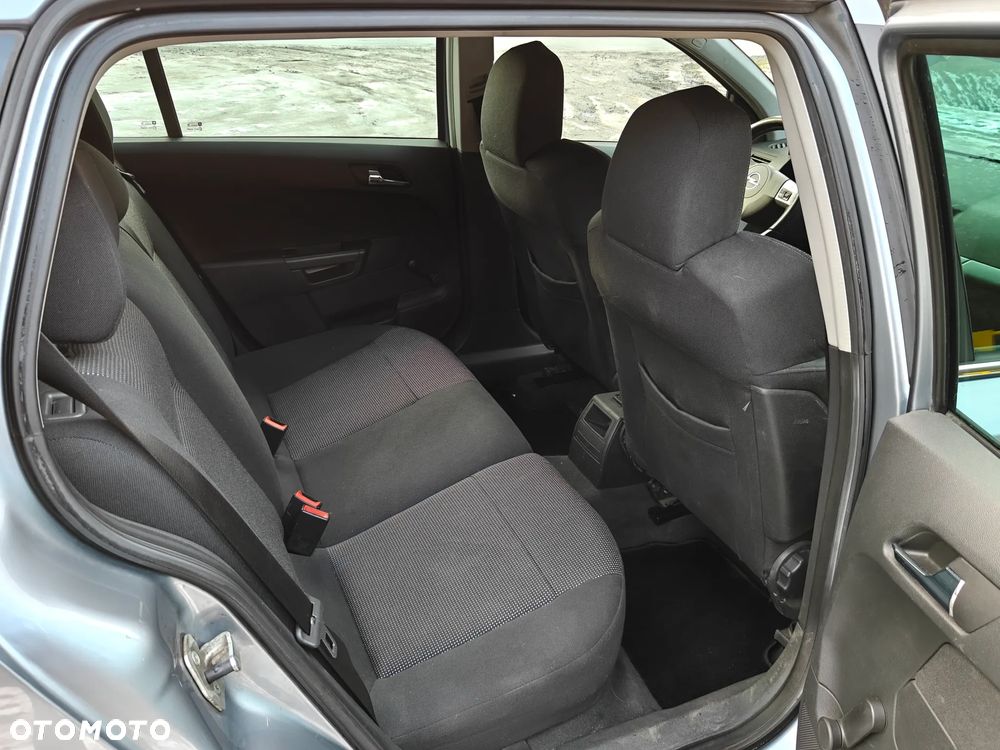Opel Astra 1.6 - 10