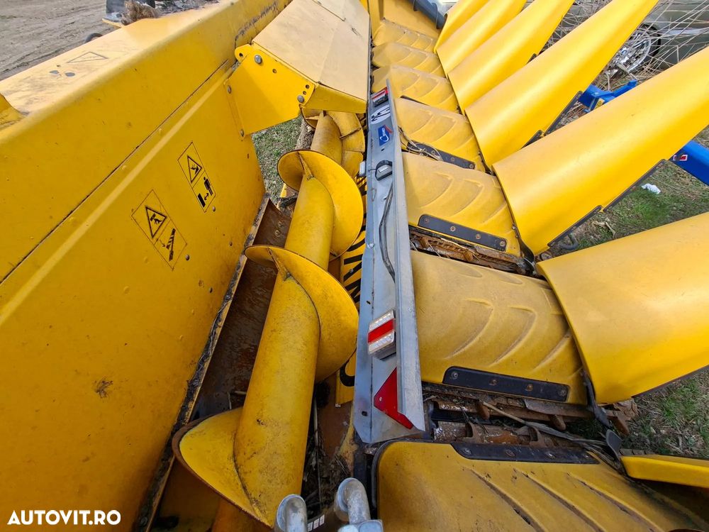 New Holland 980CR 6R 70- HEADER PORUMB - 10