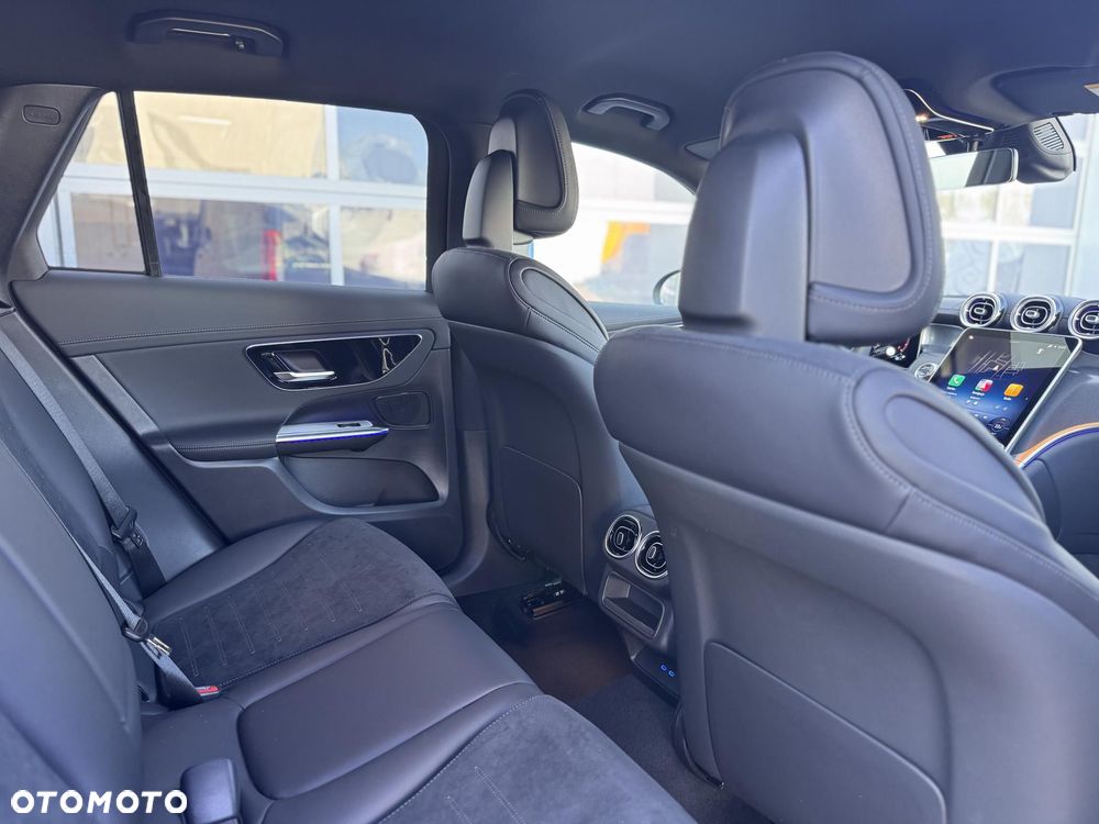 Mercedes-Benz GLC 200 d 4Matic 9G-TRONIC AMG Line Advanced - 18