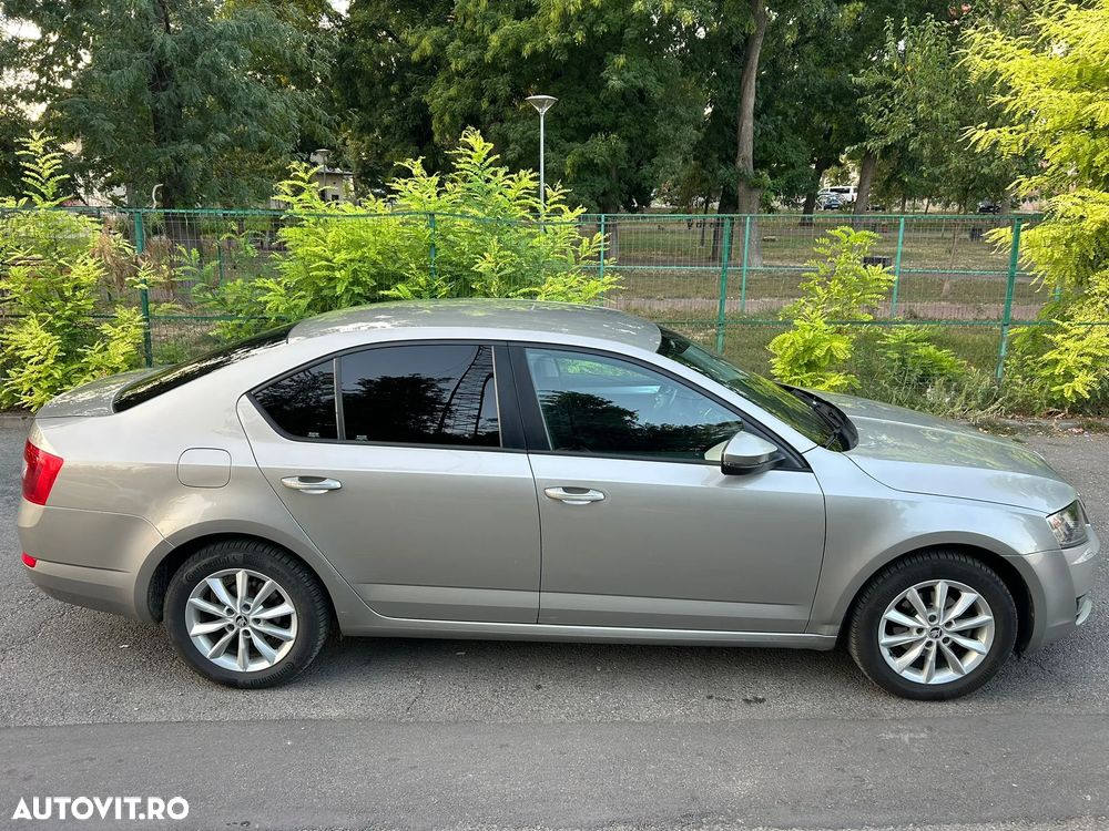 Skoda Octavia - 8
