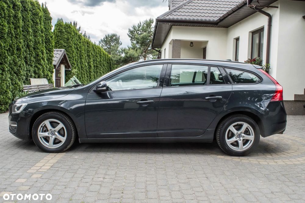 Volvo V60 D4 Business Edition - 5