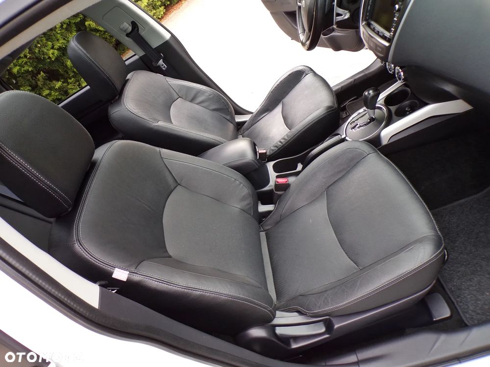Mitsubishi ASX 2.2 DI-D 4WD Automatik Diamant Edition+ - 28