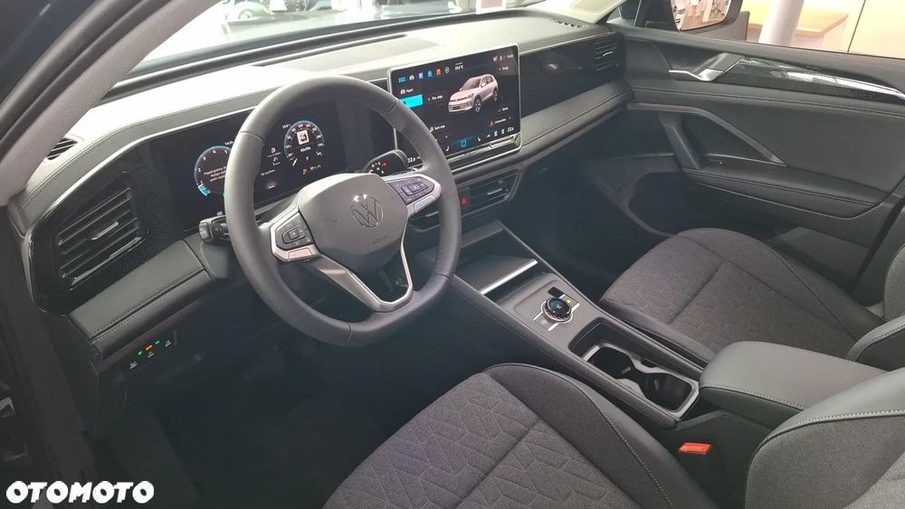 Volkswagen Tiguan - 5