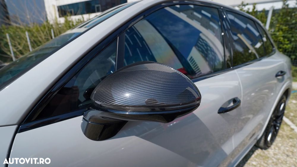 Porsche Cayenne Turbo - 7