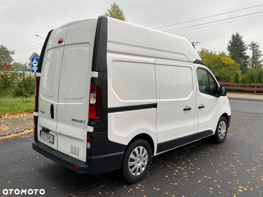 Renault Trafic - 8