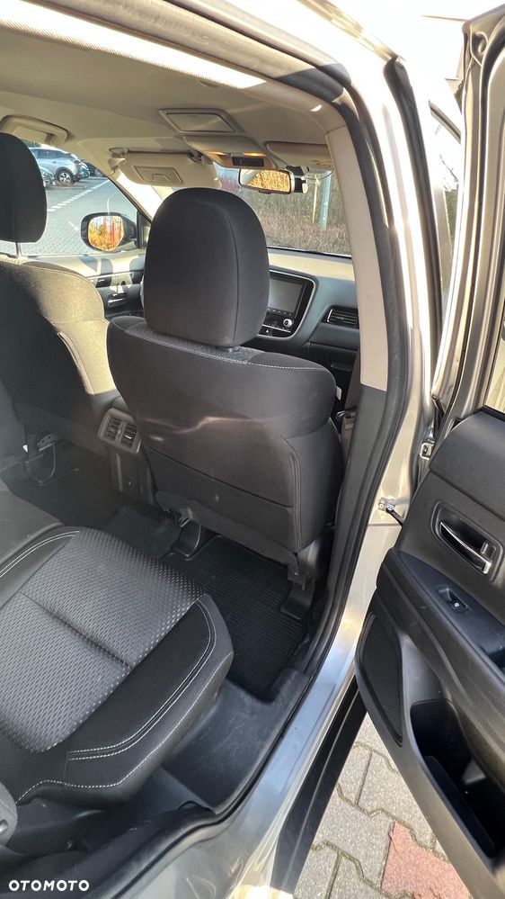 Mitsubishi Outlander 2.0 Intense 4WD CVT - 3