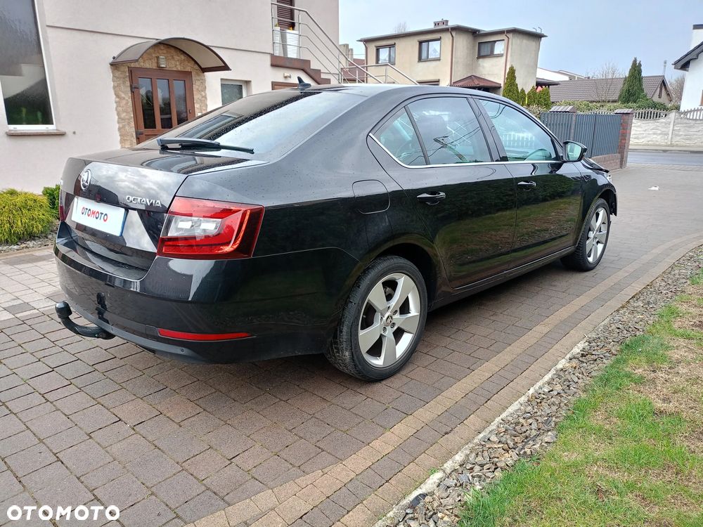 Skoda Octavia 1.6 TDI DSG Premium Edition - 4