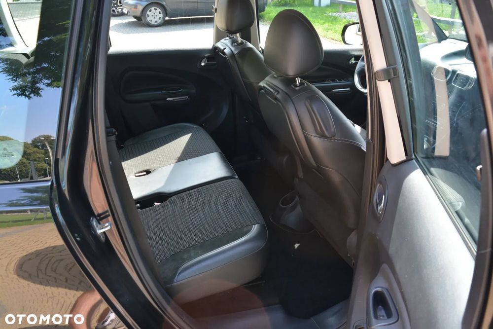 Citroën C3 Picasso 1.6i Exclusive - 14