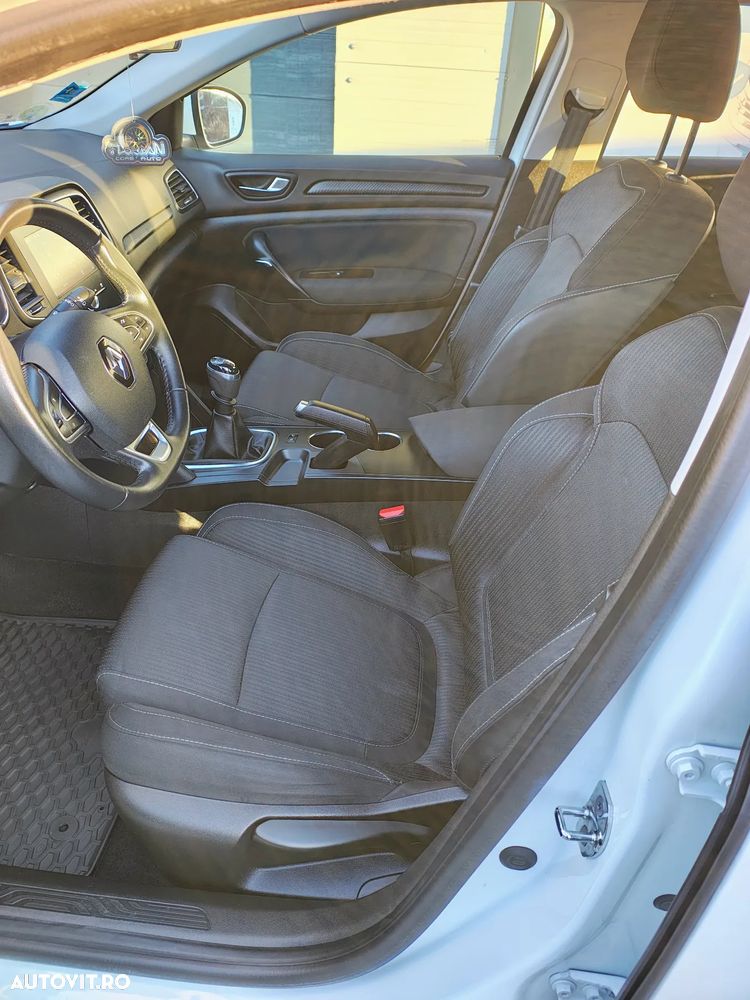 Renault Megane BLUE dCi Business - 12