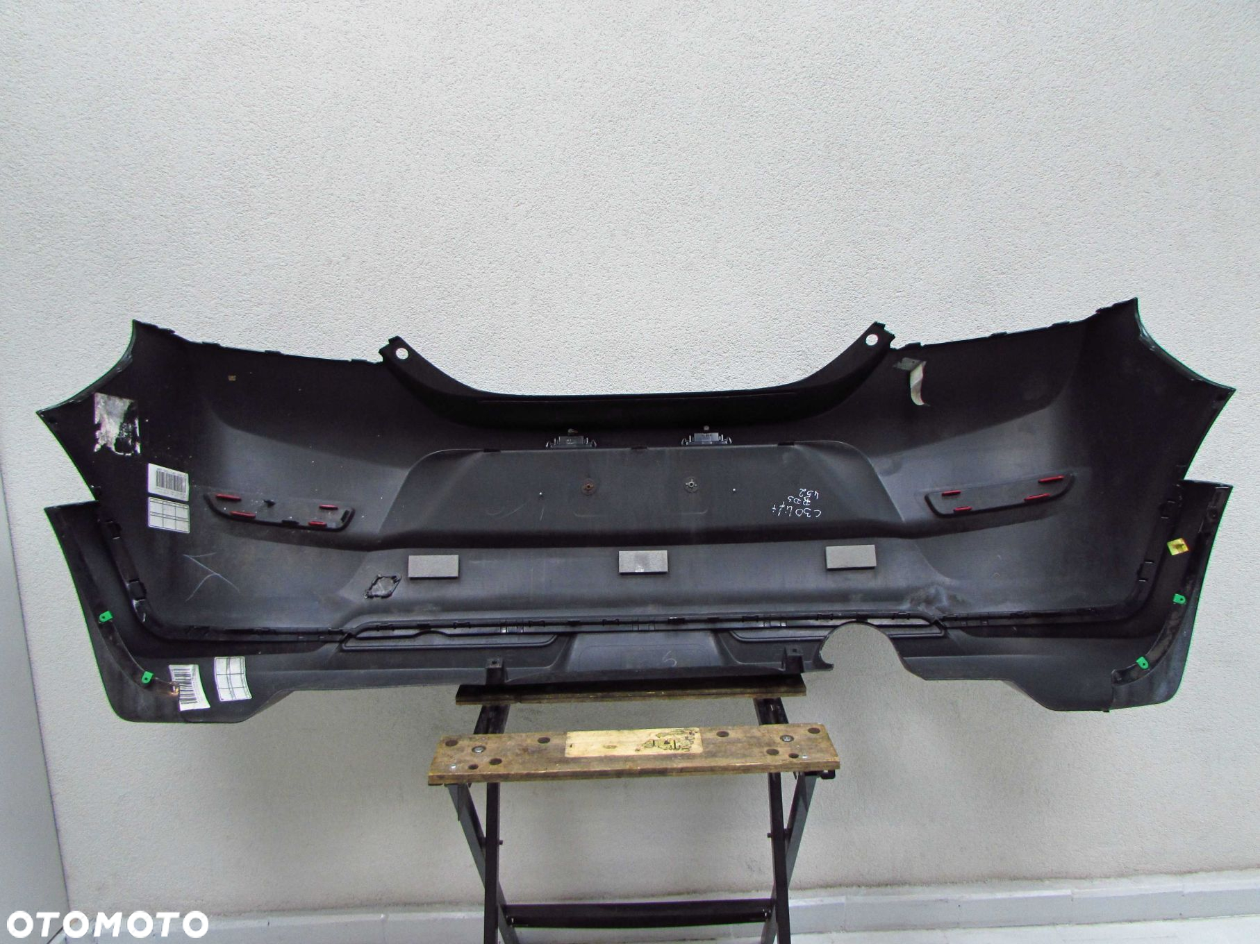 VOLVO C30 LIFT 10- R-DESIGN ZDERZAK TYL TYLNY 452-46 - 11