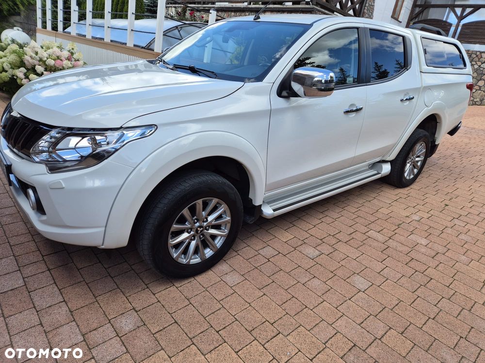 Mitsubishi L200 2.4 d DC Instyle - 2