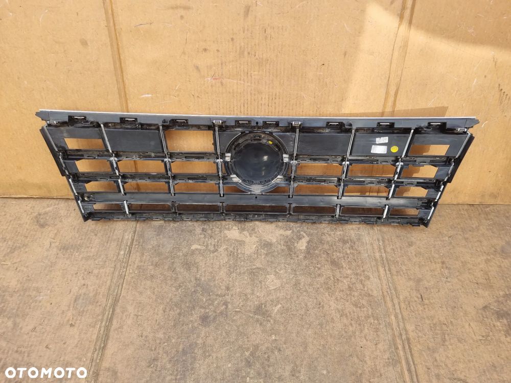 VW TOUAREG III 760 GRILL ATRAPA - 3