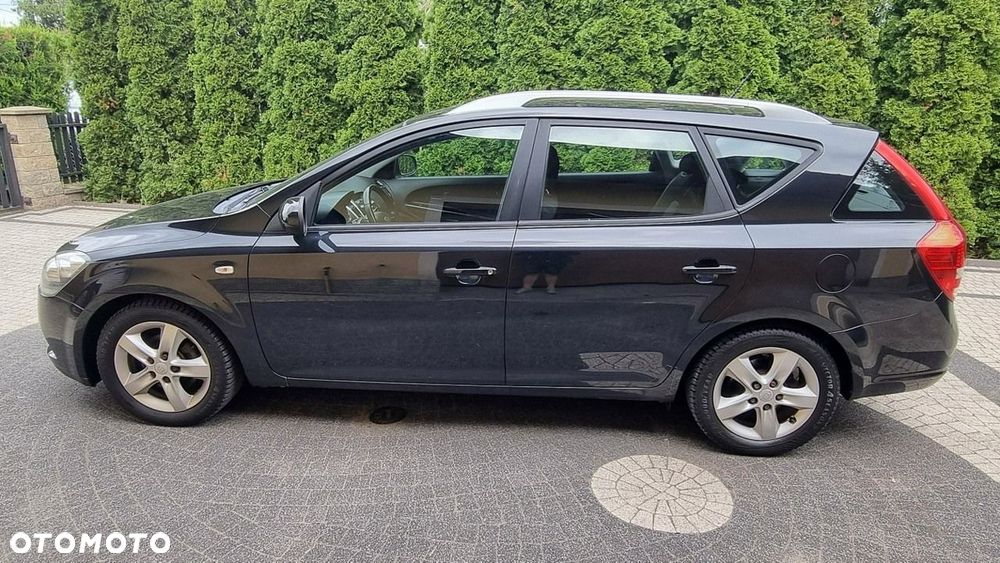 Kia Ceed - 3