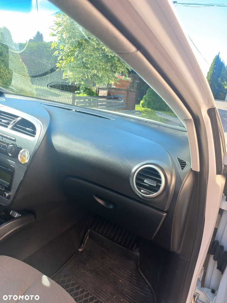 Seat Leon 1.6 TDI Ecomotive Reference - 3