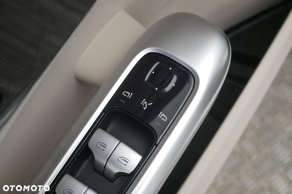 Mercedes-Benz Klasa C - 33