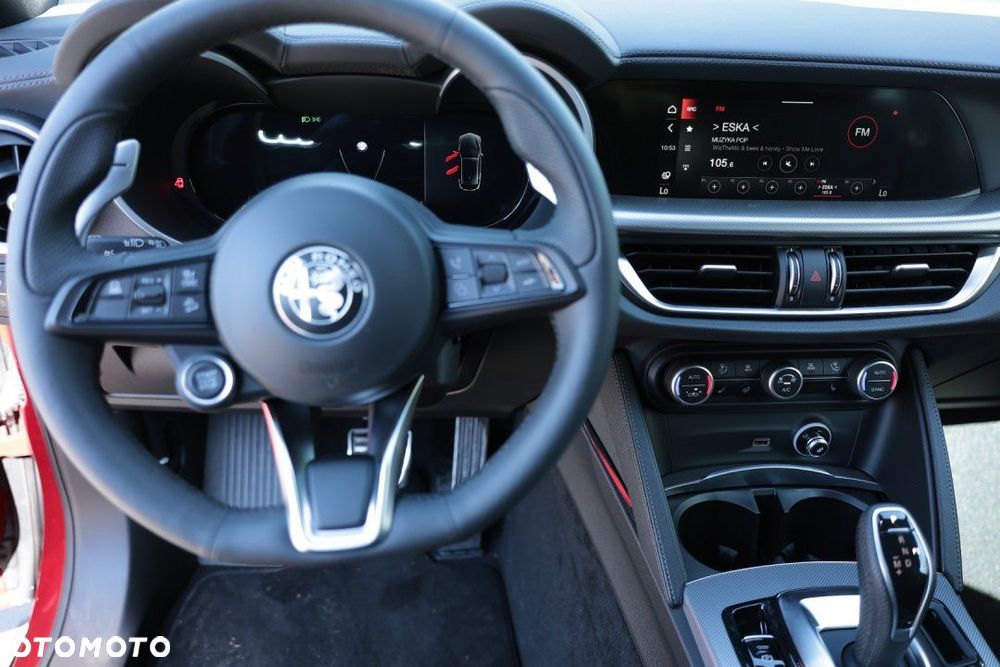 Alfa Romeo Stelvio - 14