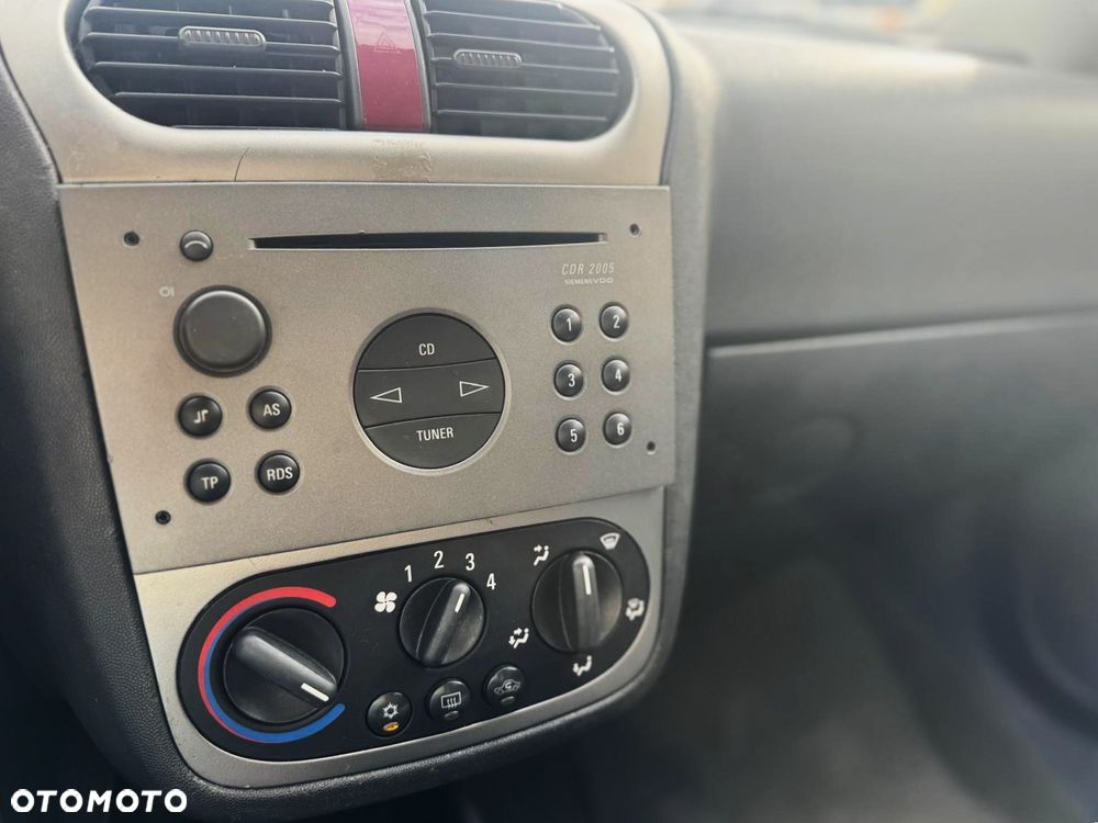 Opel Corsa - 8