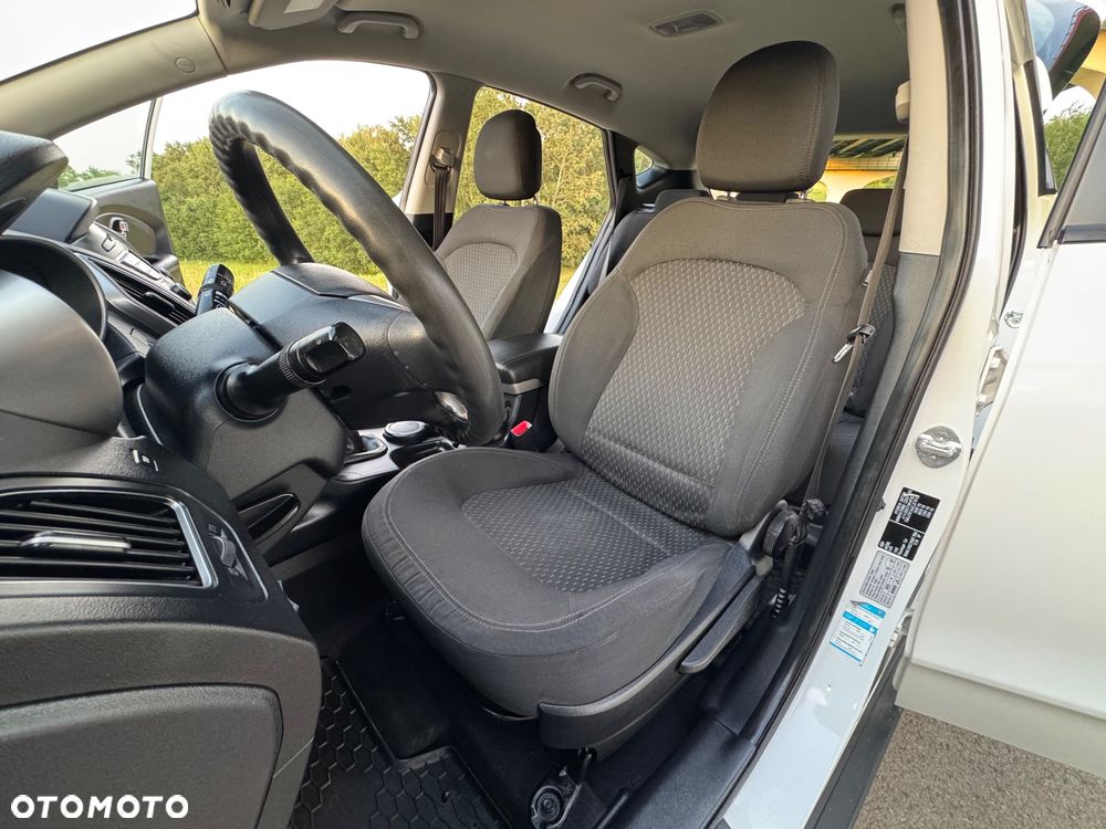 Hyundai ix35 1.6 2WD Fifa World Cup Edition - 27