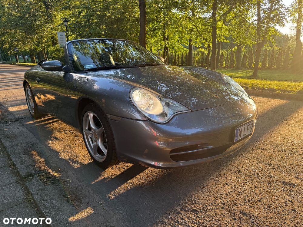 Porsche 911 Carrera - 1