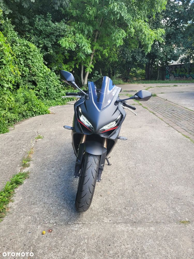 Honda CBR - 6