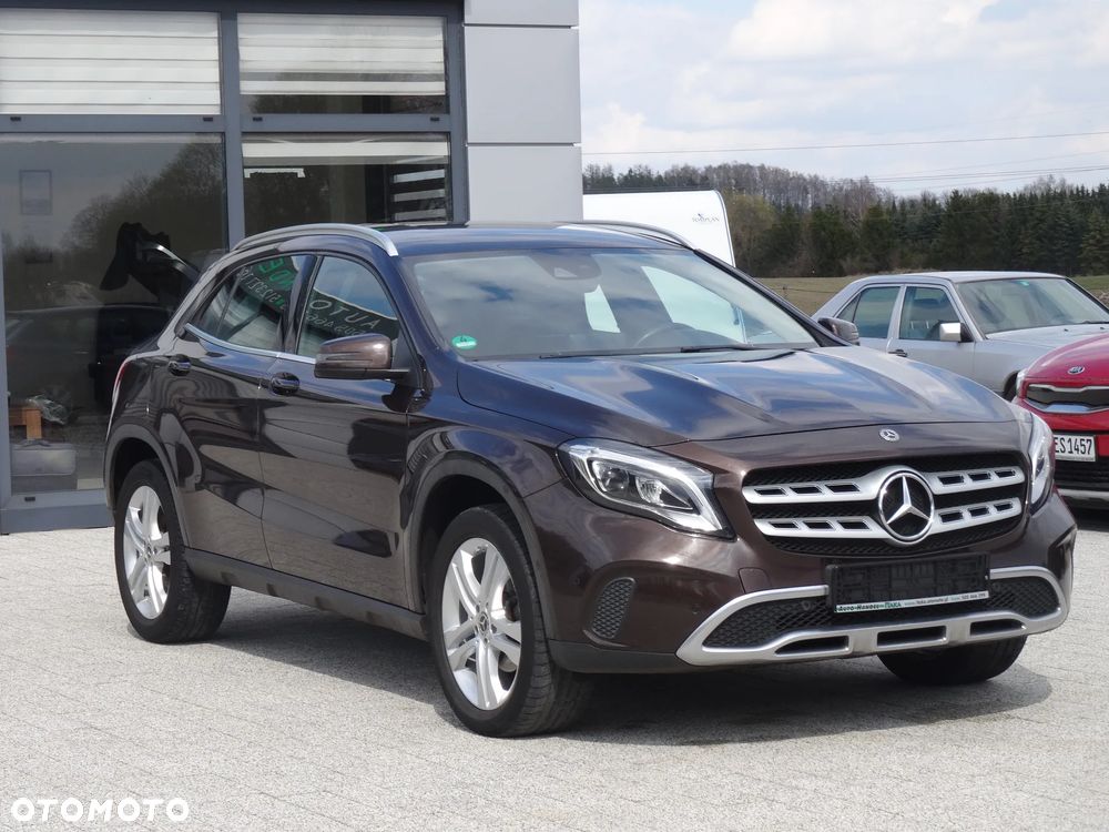 Mercedes-Benz GLA 200 d 4Matic 7G-DCT UrbanStyle Edition - 1