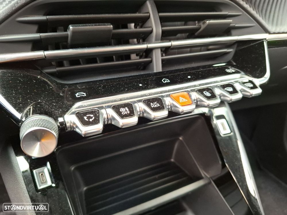 Peugeot 208 1.2 PureTech Active - 21