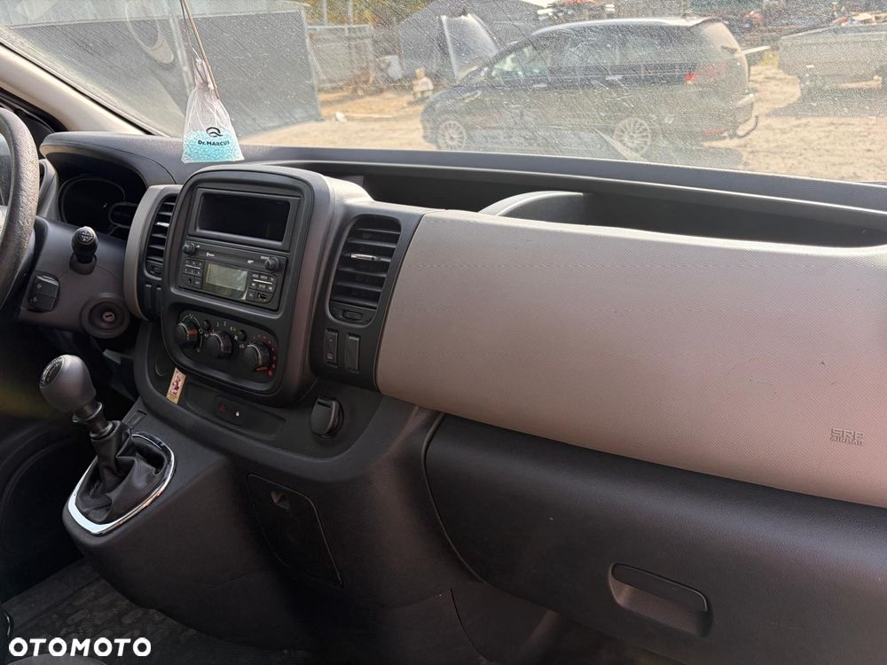 Renault Trafic - 9
