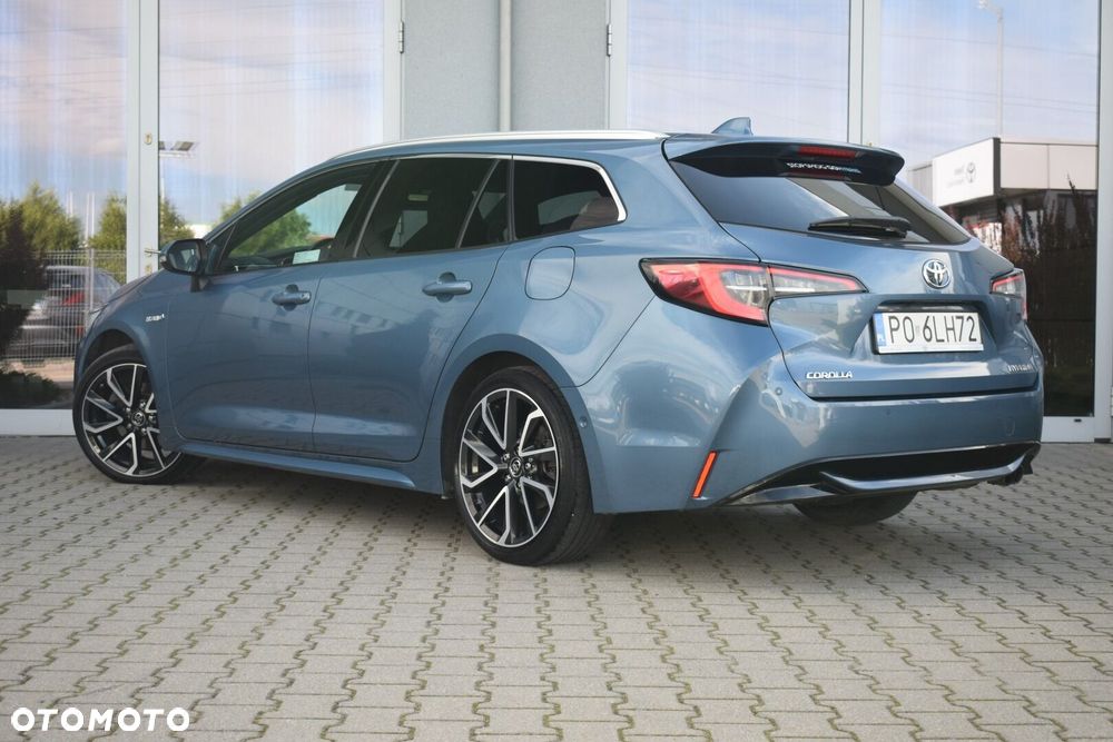 Toyota Corolla - 10