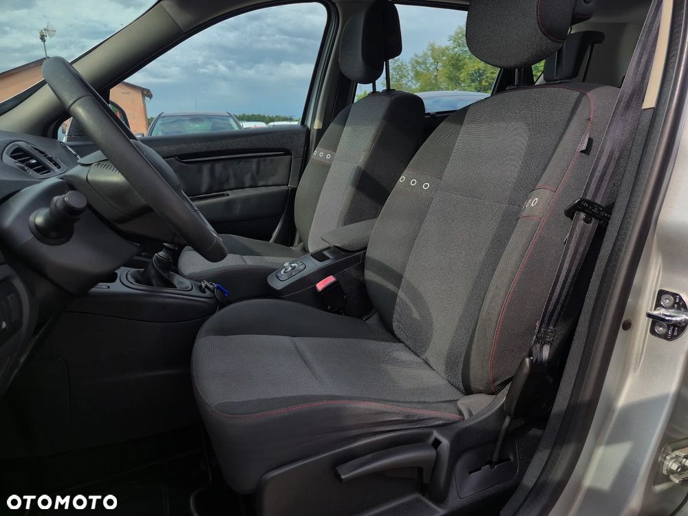 Renault Scenic 1.5dCi TomTom Edition - 22