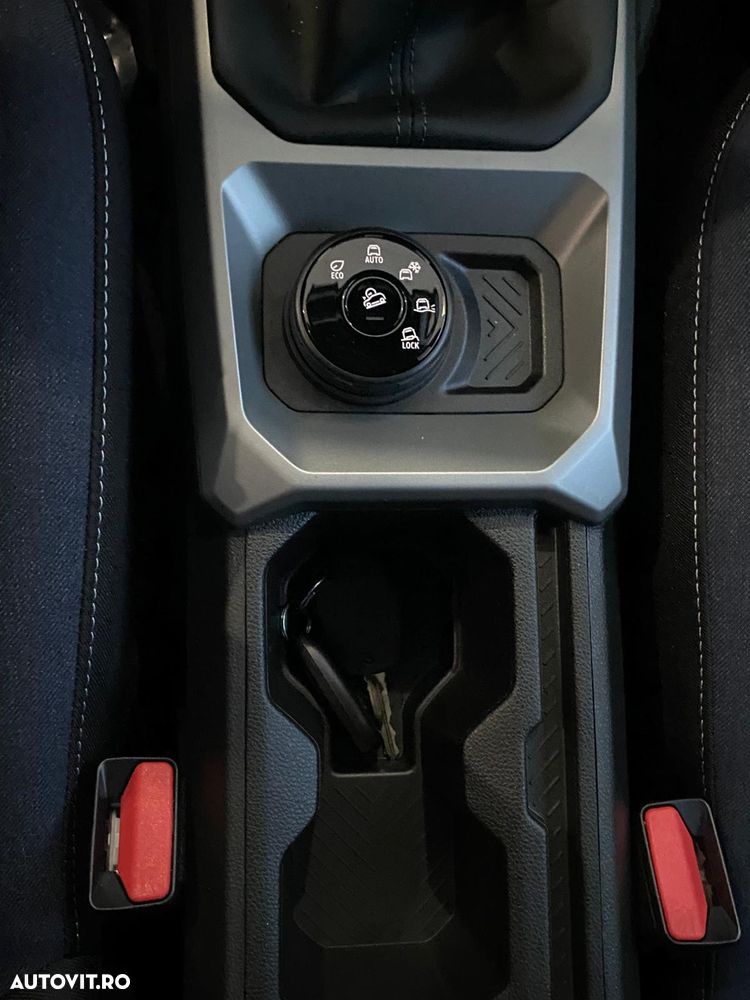 Dacia Duster TCe 130 4X4 MHEV Journey - 11