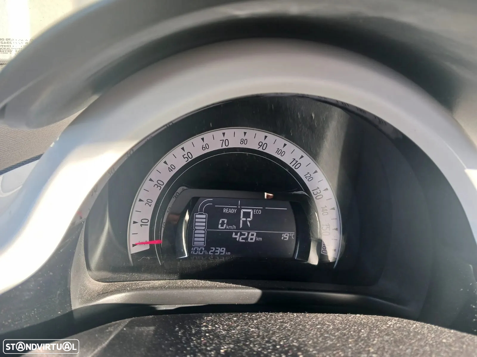 Renault Twingo Z.E. 22 Intens - 11